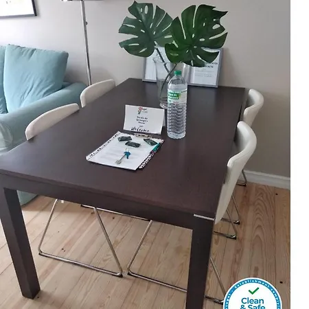 Portugal Here I - Herois De Quionga Lisboa